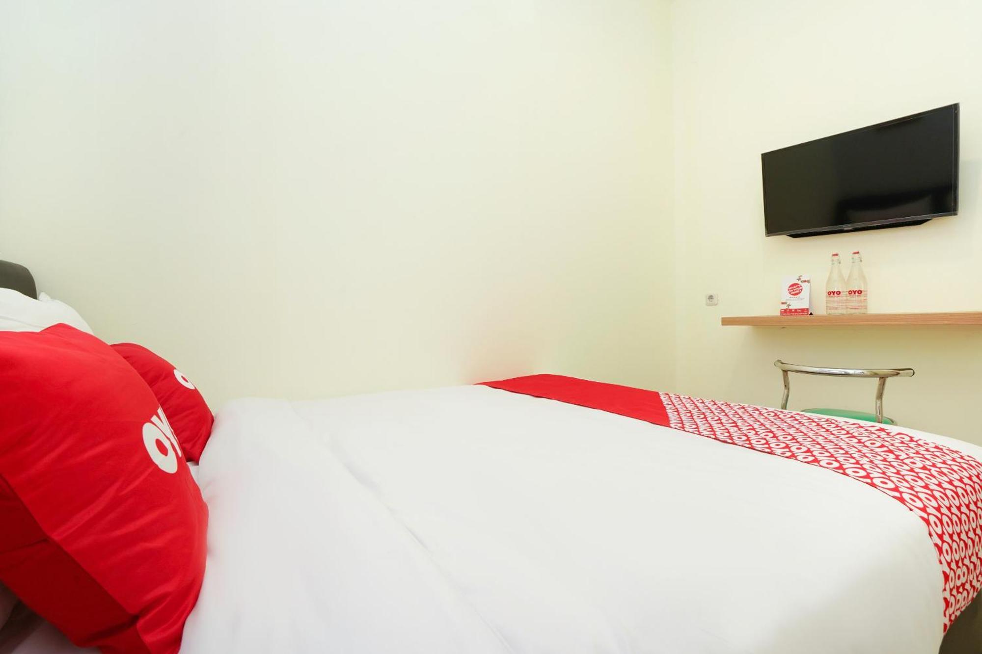 Super Oyo Flagship 3688 Pot Art Hotel